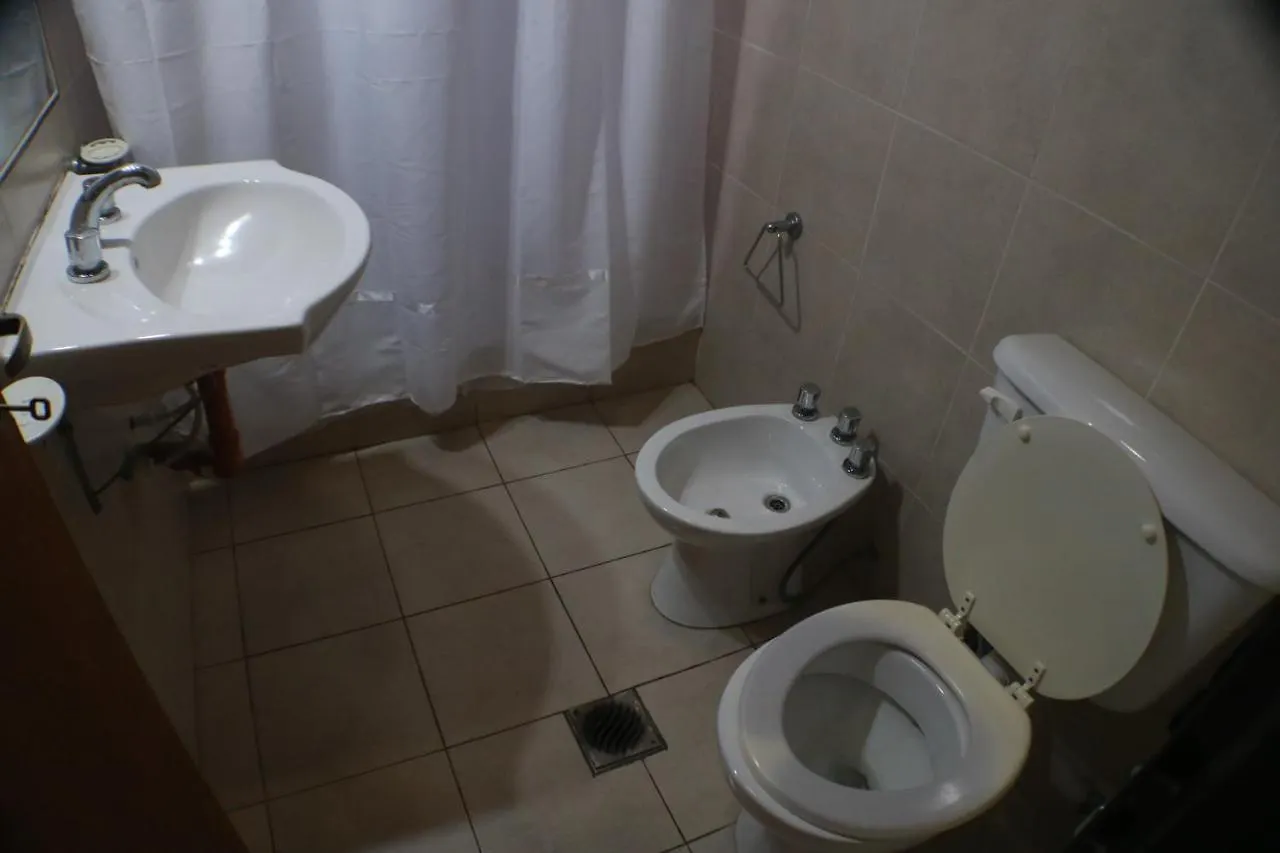 Calido Departamento En Exclusivo Barrio Bombal Sur Apartamento Mendoza